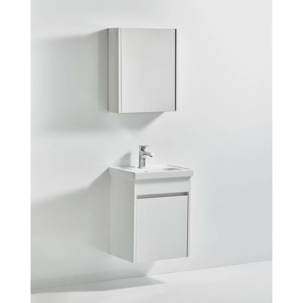 MAYA BANYO DOLABI TAKIMI 50*38 CM